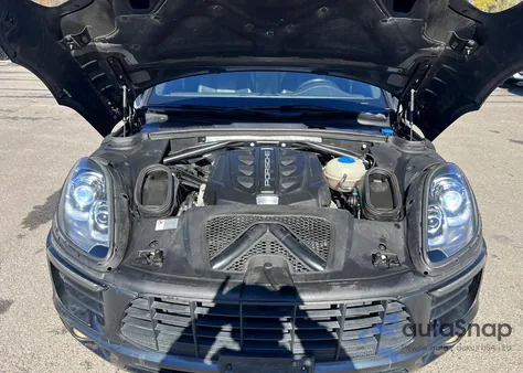 2017 Porsche Macan S z USA, uszkodzony, nr VIN WP1AB2A58HLB10081